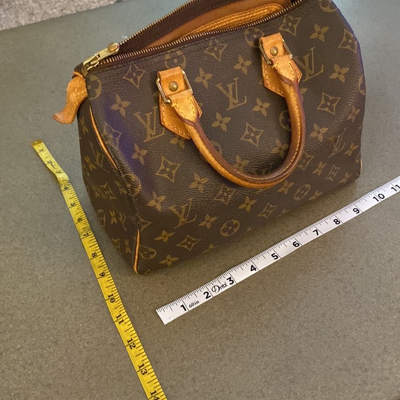 Louis Vuitton Speedy 25 - Picture 12 of 13